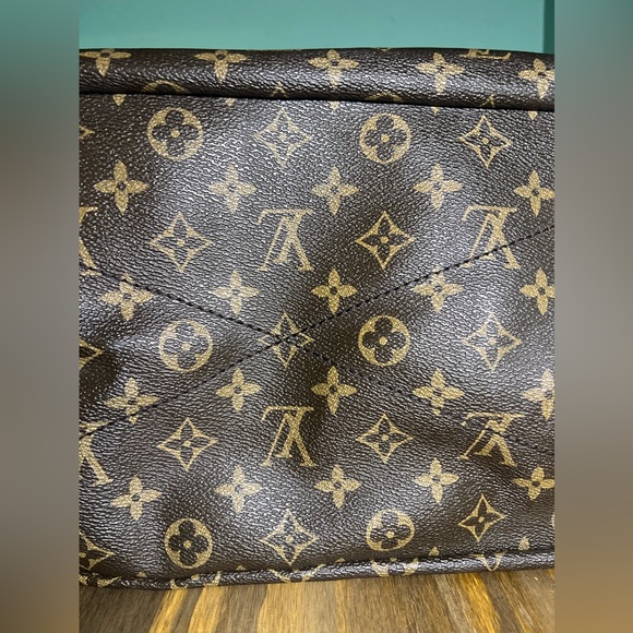 LOUIS VUITTON Monogram Artsy - Picture 5 of 7
